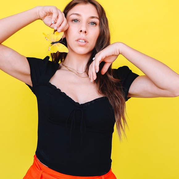 Black crop top - Picture 1 of 5